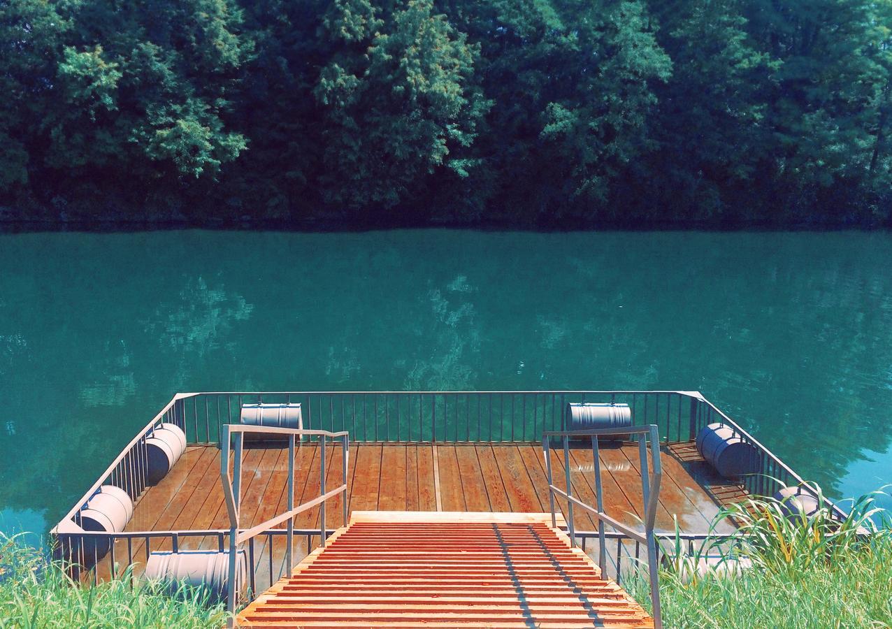 Big Berry Luxury Lifestyle Resort Metlika Kültér fotó
