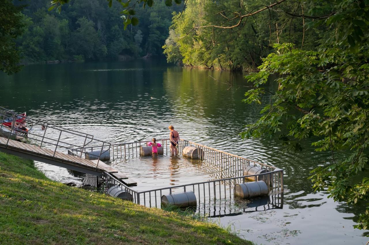 Big Berry Luxury Lifestyle Resort Metlika Kültér fotó